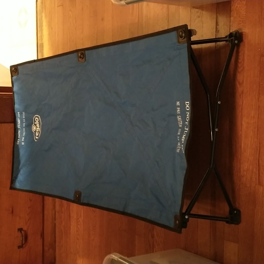 Regalo "My Cot" Portable Toddler Bed